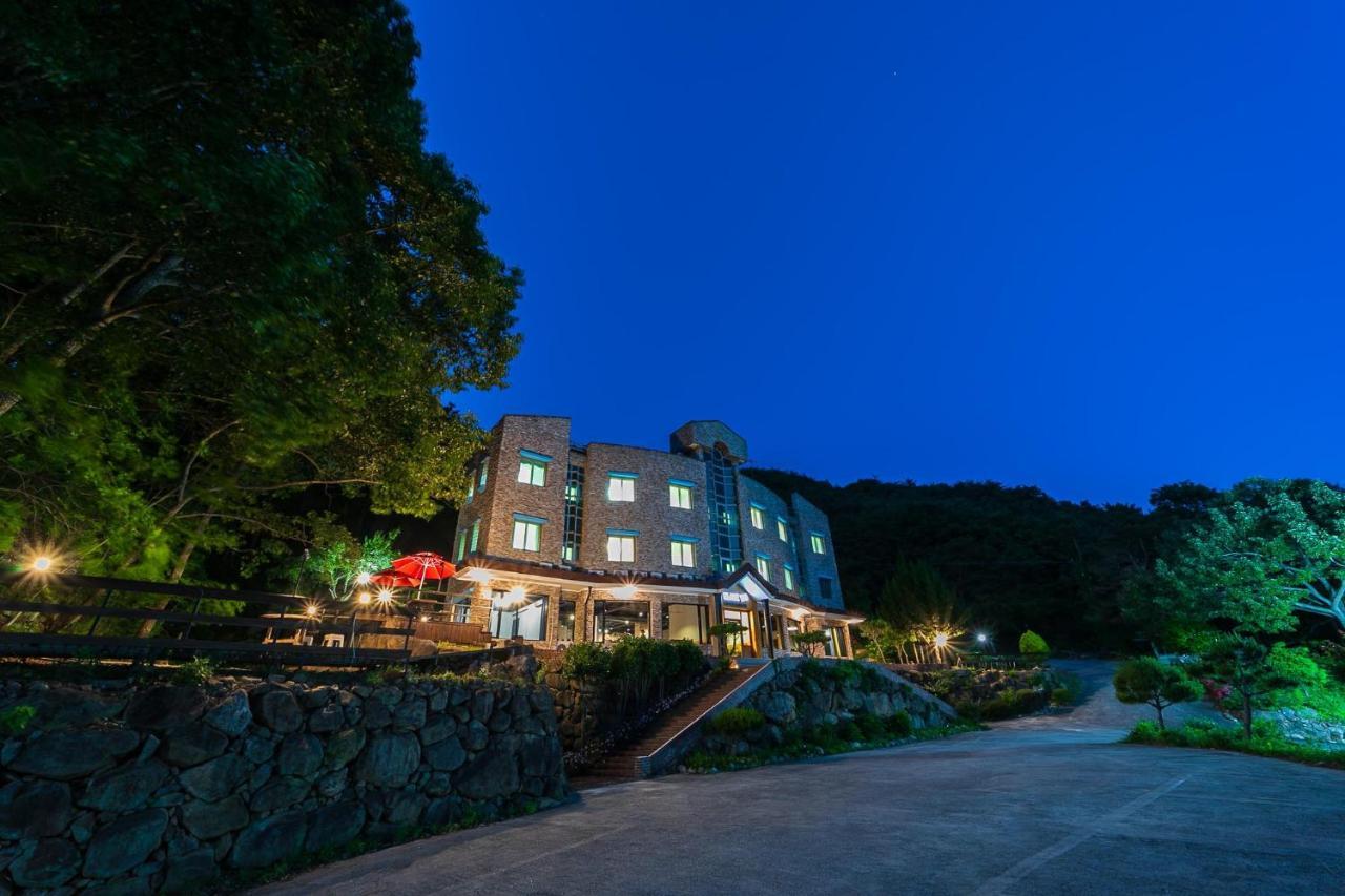 Hooni Guest House & Motel Gurye Экстерьер фото